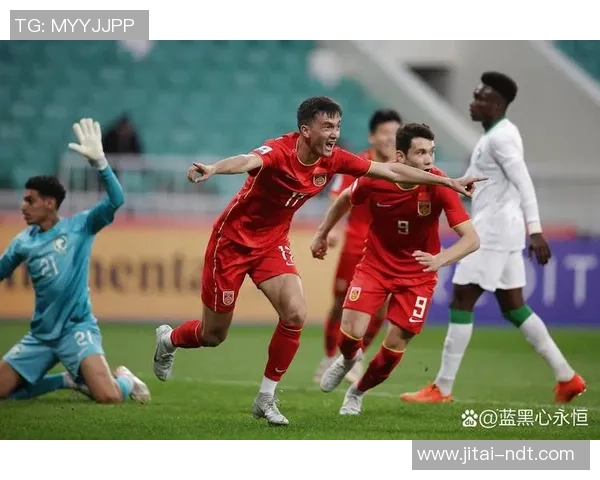 中国足球新星李吉宁崭露头角 展现出色技术与潜力的未来之星 中国足球新星李吉宁崭露头角 展现出色技术与潜力的未来之星