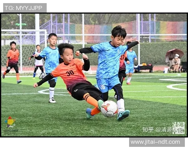 大龄足球球星的坚持与挑战如何影响现代足球赛场上的表现与发展 大龄足球球星的坚持与挑战如何影响现代足球赛场上的表现与发展